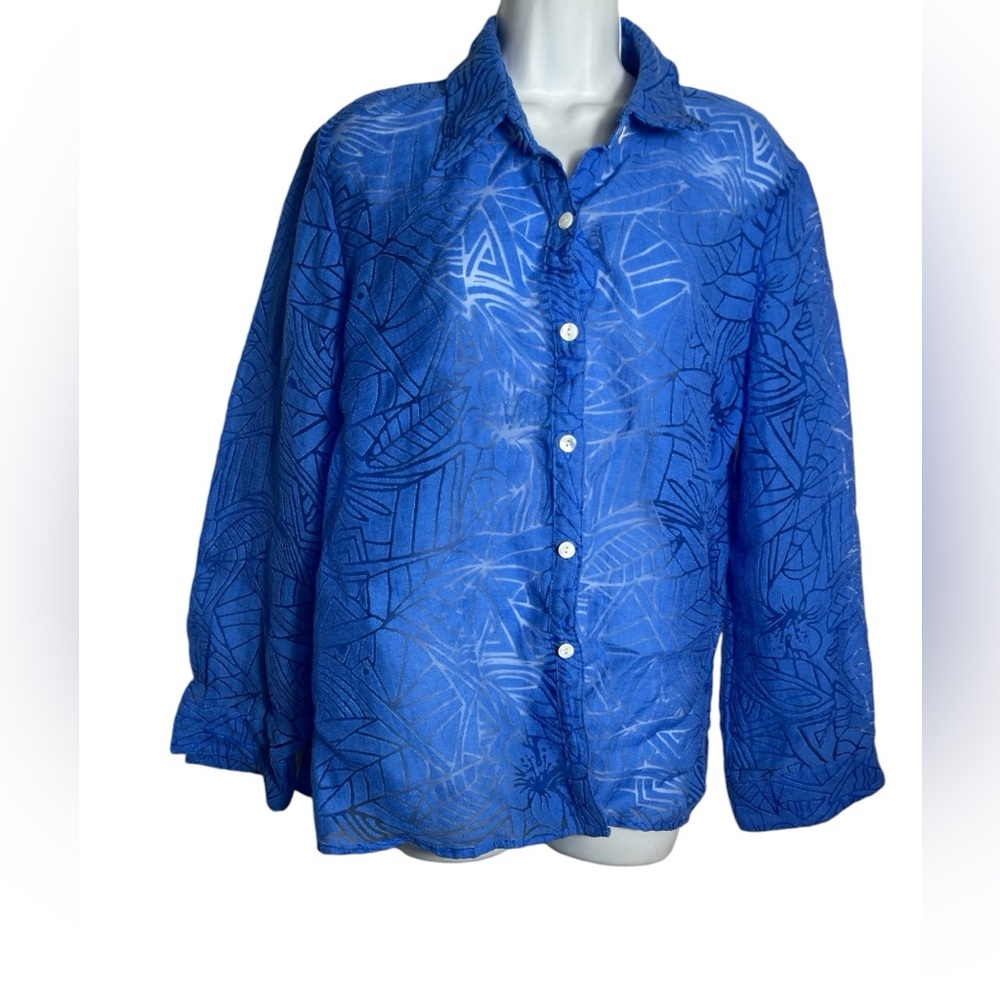 Chicoโs blouse size 16 royal sapphire blue cutโ out sheer blouse ๐๐